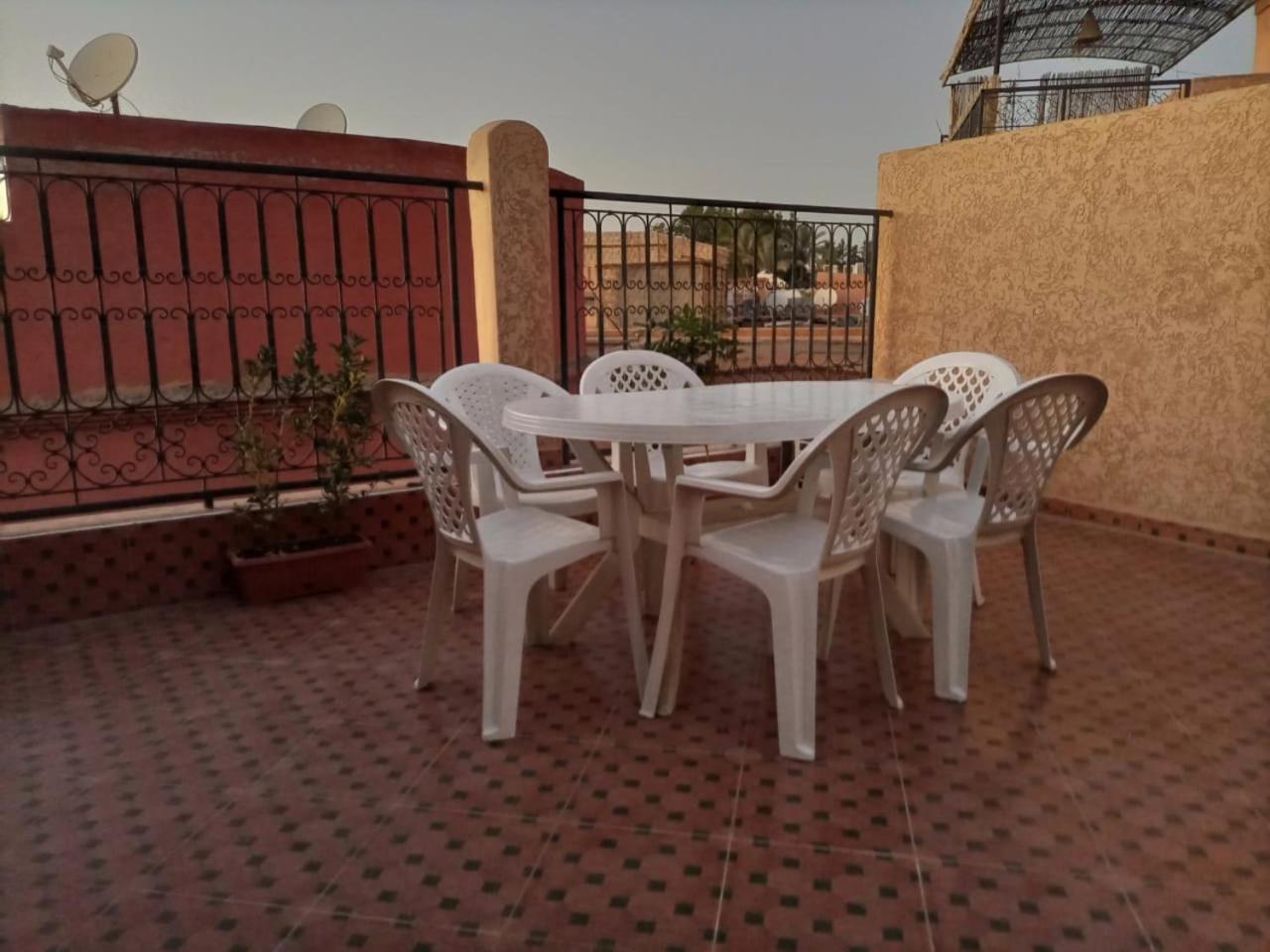 Riad Al Nakhil Маракеш Екстериор снимка